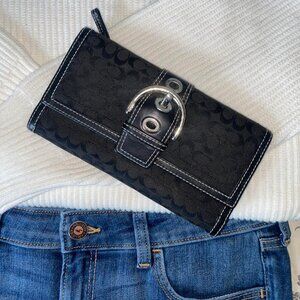 Coach Women's Silver and Black Wallet-purse